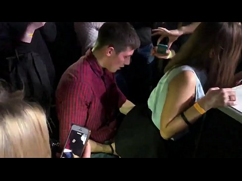 ❤️ Rigtig sex i en russisk natklub. 18-årig russisk pige i anus og vagina kneppet i en natklub Porn video at da.redgast4asset.ru
